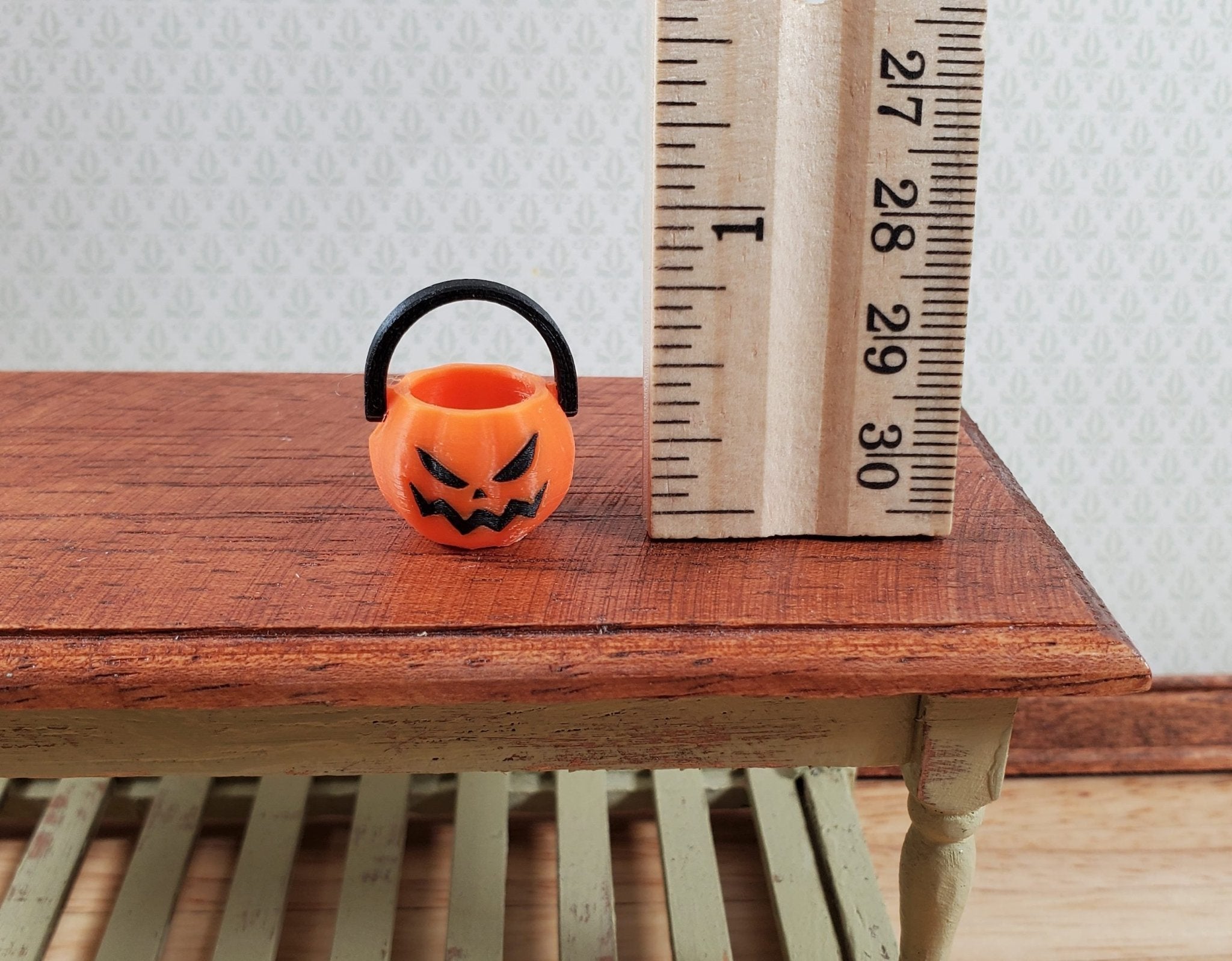 Dollhouse Pumpkin Candy Bucket for Halloween 1:12 Scale Miniature