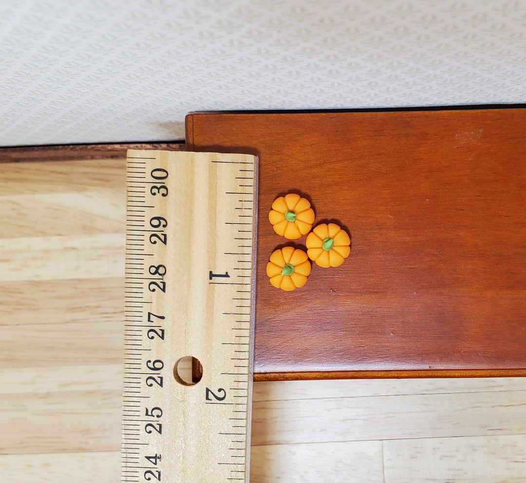 Dollhouse Pumpkins Set of 3 1:12 Scale Miniature Food Halloween Kitchen Grocery - MiniatureCrush
