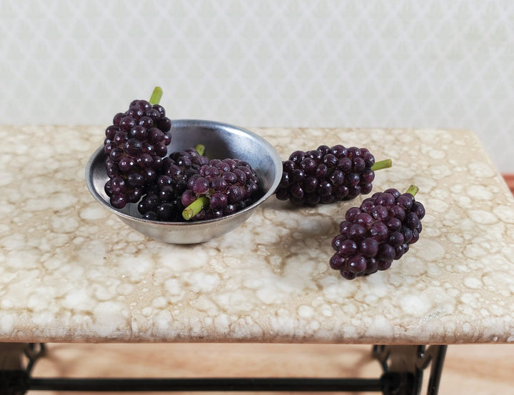 Dollhouse Purple Grapes 5 Bunches 1:12 Scale Miniature Fruit Food - MiniatureCrush