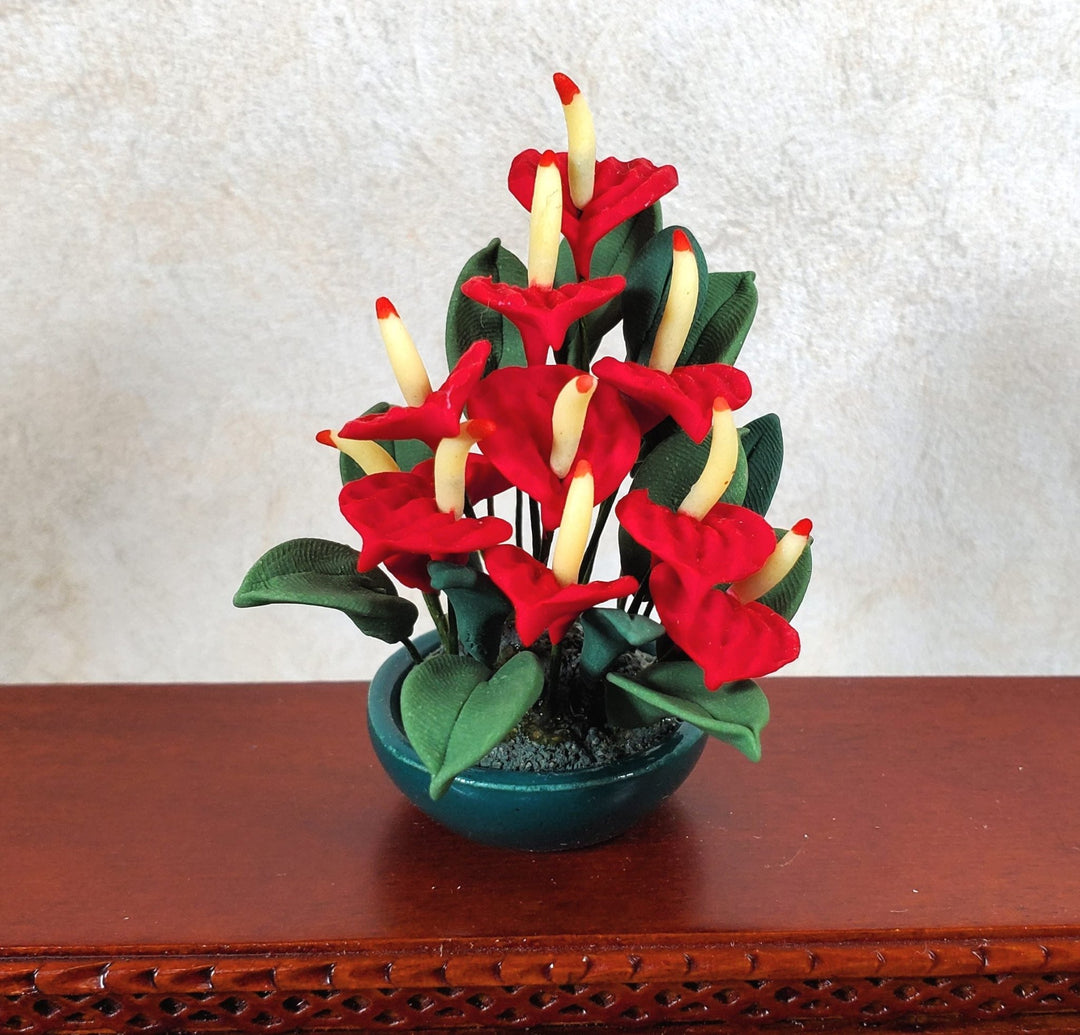 Dollhouse Red Anthurium Plant in Dark Green Bowl 1:12 Scale Miniature - MiniatureCrush