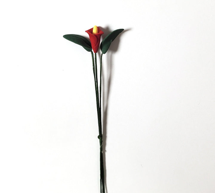 Dollhouse Red Calla Lily Single Stem with Foliage 1:12 Scale Miniature - MiniatureCrush