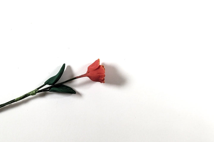 Dollhouse Red & Orange Marigold Single Stem with Foliage 1:12 Scale Miniature - MiniatureCrush