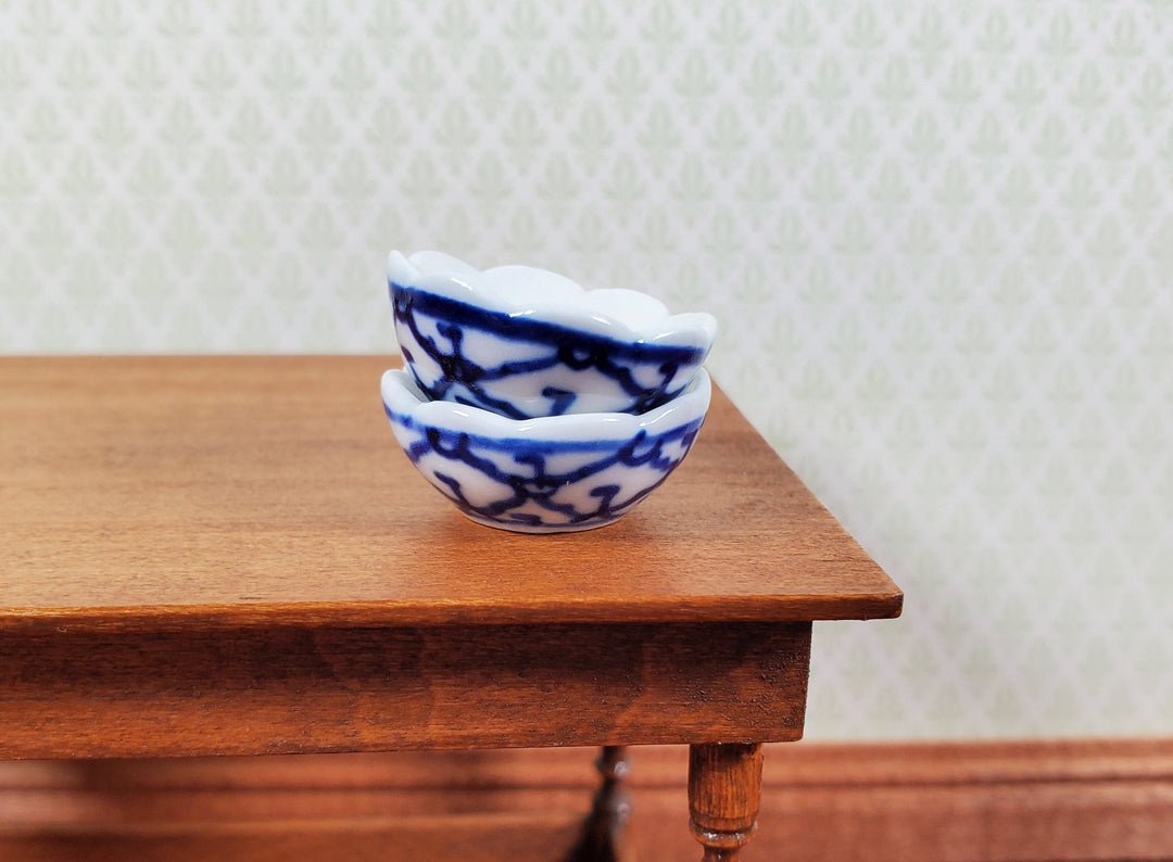 Dollhouse Serving Bowls Ceramic Blue & White Trellis Design 1:12 Scale Miniature - MiniatureCrush