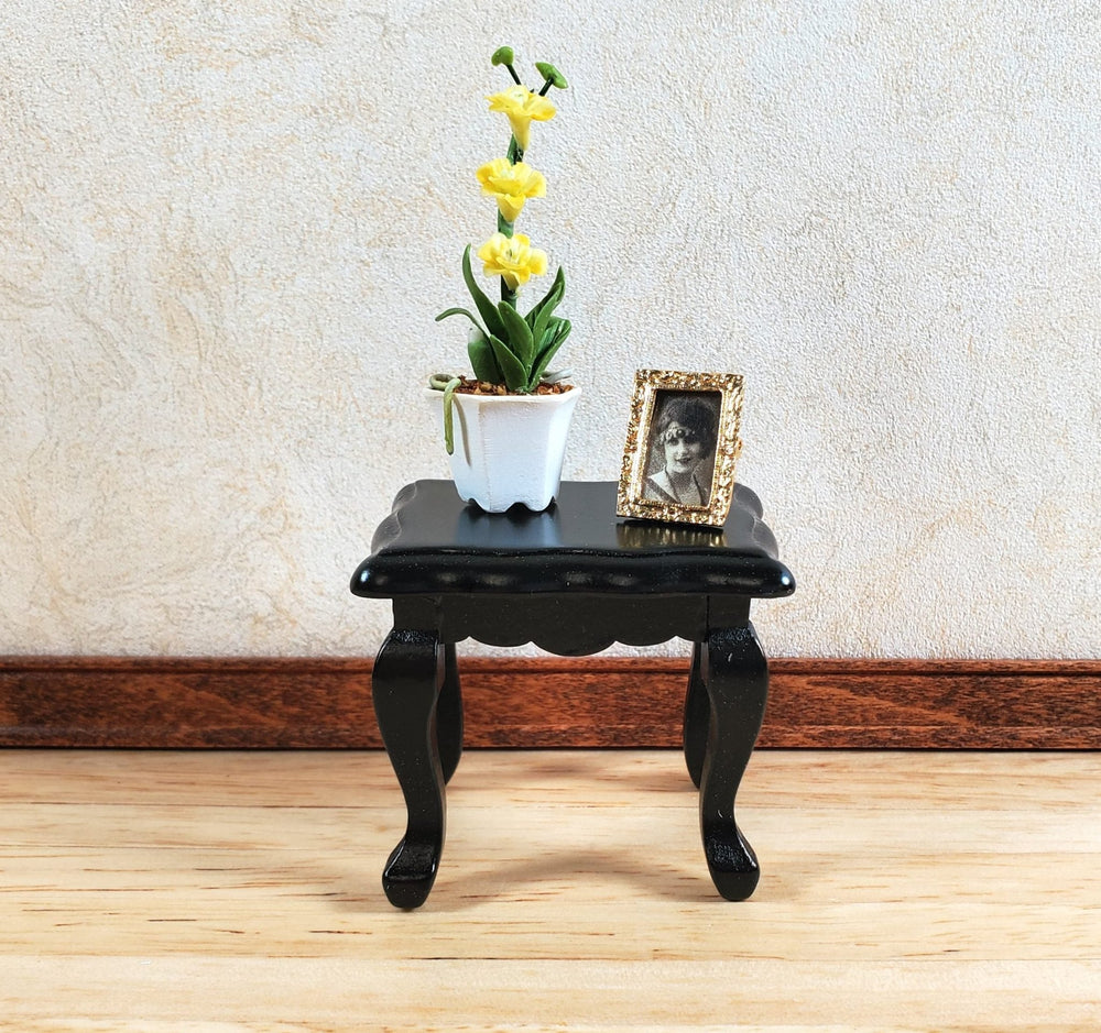 Dollhouse Side or End Table Curvy Top Black 1:12 Scale Miniature Wood Furniture - MiniatureCrush