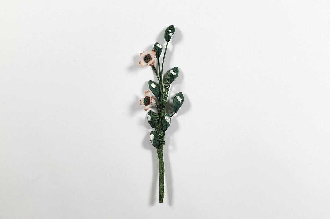Dollhouse Small Dogwood Single Long Vine Stem with Foliage 1:12 Scale Miniature - MiniatureCrush
