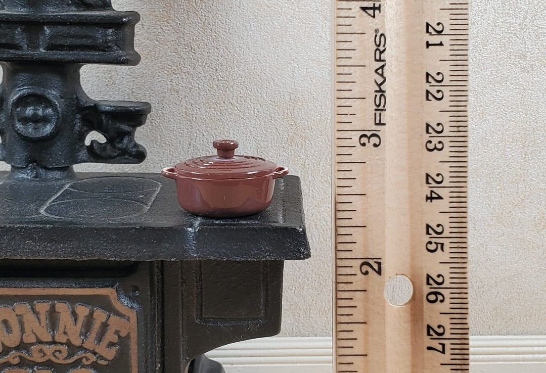 Dollhouse Small Dutch Oven Pot with Removeable Lid Brown 1:12 Scale Miniature - MiniatureCrush