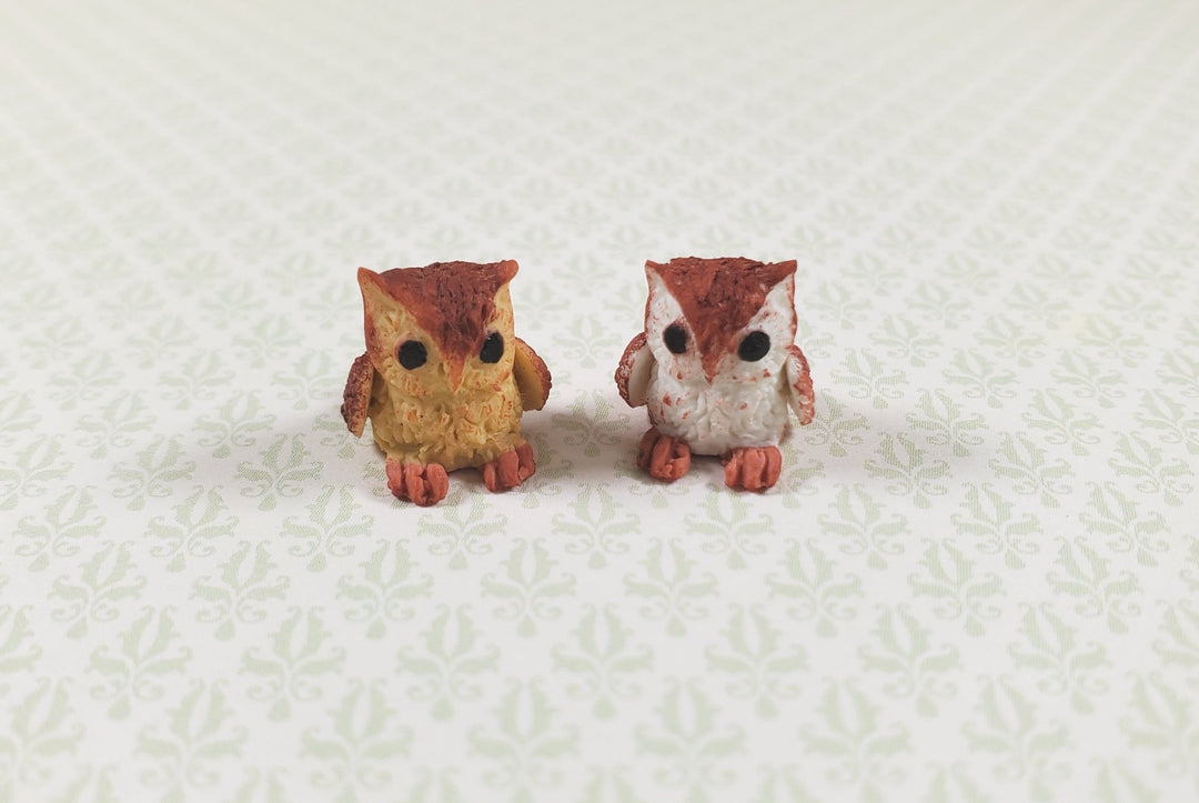 Dollhouse Small Owls Set of 2 1:12 Scale Miniature Pet Animals Accessories - MiniatureCrush