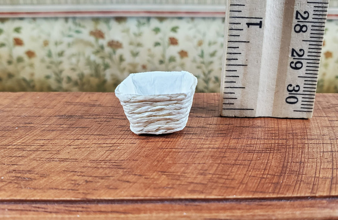 Dollhouse Square Cream Colored Rattan Basket 1:12 Scale Miniature - MiniatureCrush