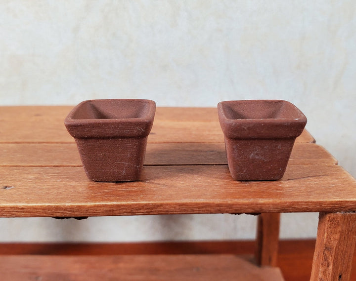 Dollhouse Square Terra Cotta Planters Set of 2 1:12 Scale Dollhouse Miniature - MiniatureCrush