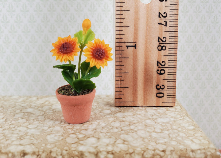 Dollhouse Sunflower Plant in Terra Cotta Planter 1:12 Scale Miniature Garden - MiniatureCrush