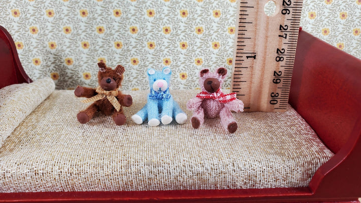 Dollhouse Teddy Bears Sitting x3 Stuffed Animals Toys 1:12 Scale Miniatures - Miniature Crush