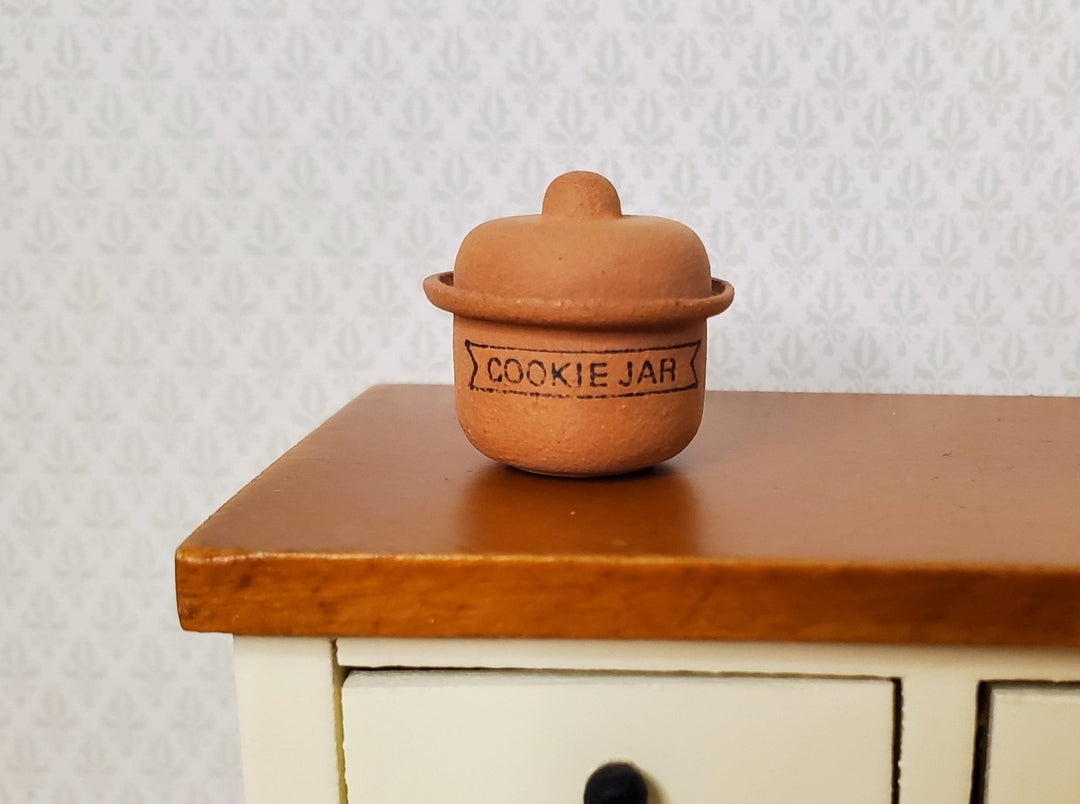 Dollhouse Terra Cotta Cookie Jar with Removable Lid 1:12 Scale Miniature - MiniatureCrush