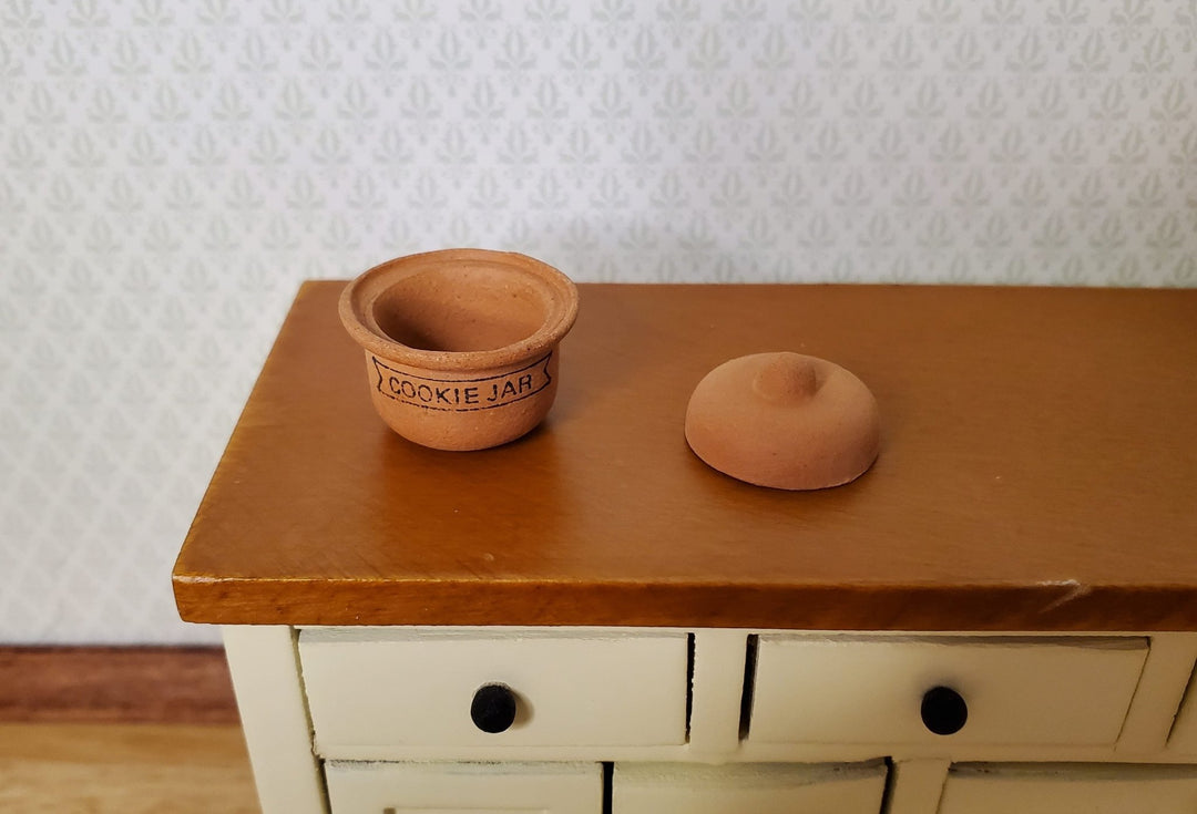 Dollhouse Terra Cotta Cookie Jar with Removable Lid 1:12 Scale Miniature - MiniatureCrush