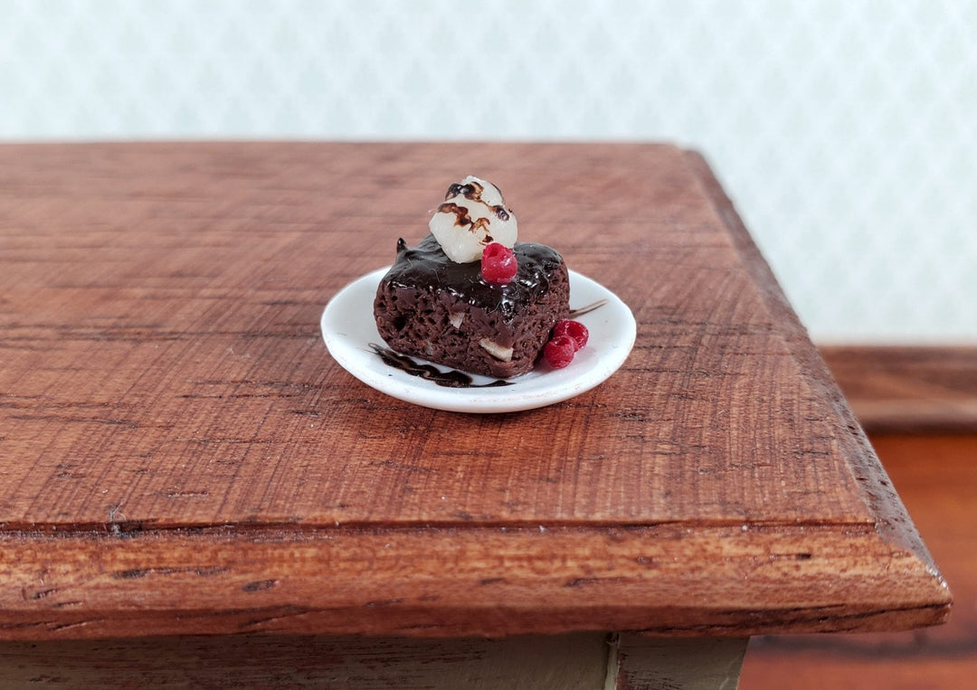 Dollhouse Ultimate Brownie on a Plate with Whip Cream 1:12 Scale Miniature Food - Miniature Crush