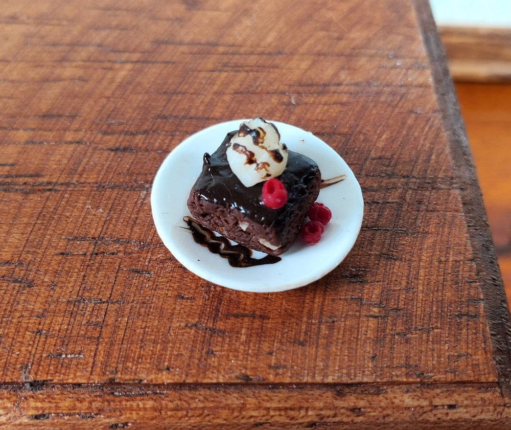 Dollhouse Ultimate Brownie on a Plate with Whip Cream 1:12 Scale Miniature Food - Miniature Crush