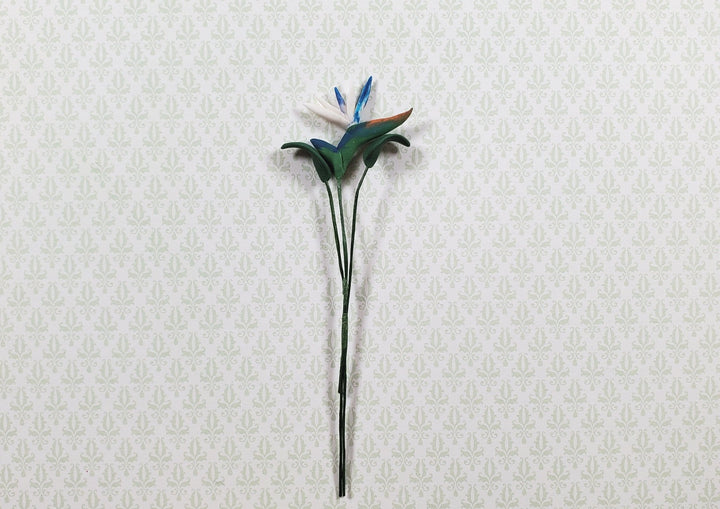 Dollhouse White Bird of Paradise Single Stem with Foliage 1:12 Scale Miniature - MiniatureCrush