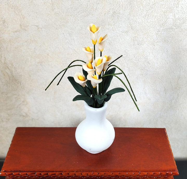 Dollhouse White Calla Lilies in White Ceramic Vase 1:6 Scale Miniature - MiniatureCrush