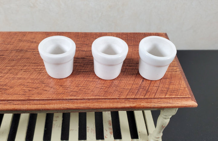 Dollhouse White Ceramic Pots Set of 3 1:12 Scale Miniature - MiniatureCrush