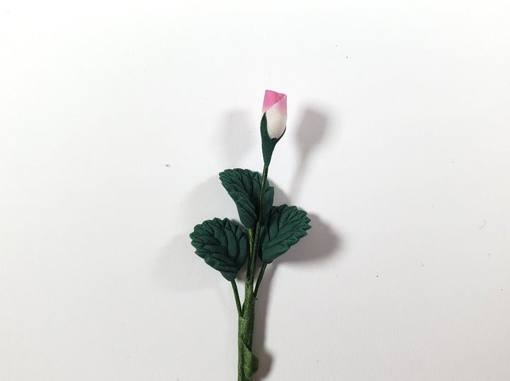 Dollhouse White & Pink Rose Bud Single Stem with Foliage 1:12 Scale Miniature - MiniatureCrush