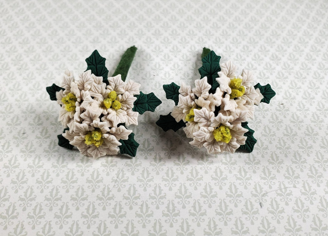 Dollhouse White Poinsettias with Leaves 2 Bunches 1:12 Scale Christmas Flowers - MiniatureCrush