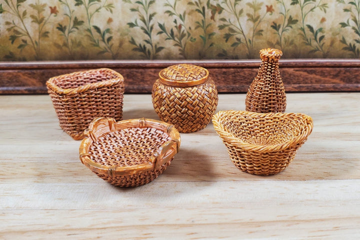 Dollhouse Wicker Style Baskets Set 5 pcs 1:12 Scale Miniatures Cast Resin - MiniatureCrush