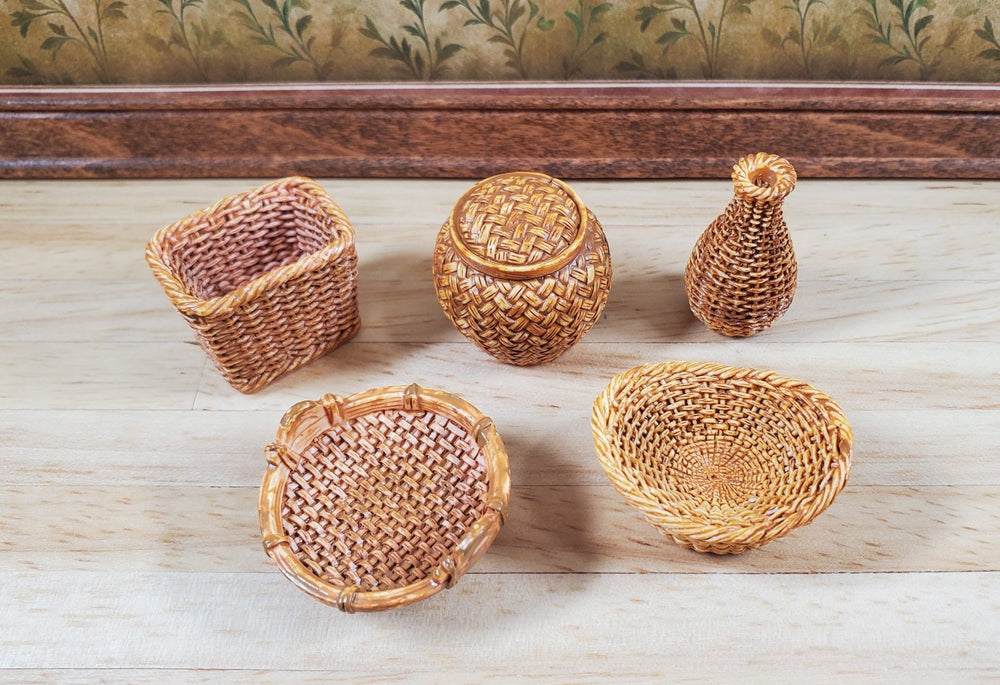 Dollhouse Wicker Style Baskets Set 5 pcs 1:12 Scale Miniatures Cast Resin - MiniatureCrush