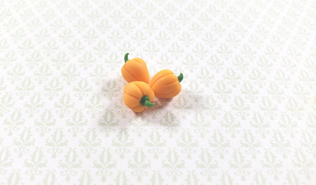 Dollhouse Yellow Bell Pepper Set of 3 1:12 Scale Miniature Kitchen Food Grocery - MiniatureCrush
