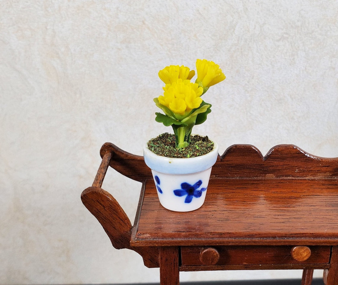 Dollhouse Yellow Geraniums in Ceramic Blue & White Planter 1:12 Scale Miniature - MiniatureCrush
