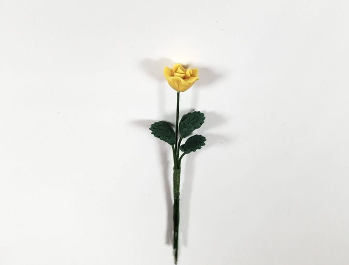 Dollhouse Yellow Rose Single Stem with Foliage 1:12 Scale Miniature - MiniatureCrush