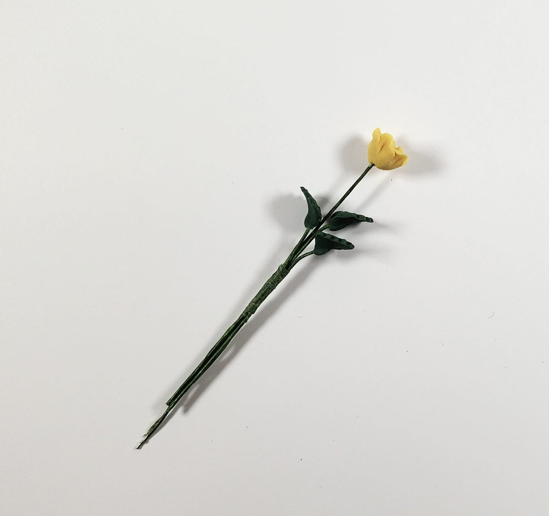 Dollhouse Yellow Rose Single Stem with Foliage 1:12 Scale Miniature - MiniatureCrush