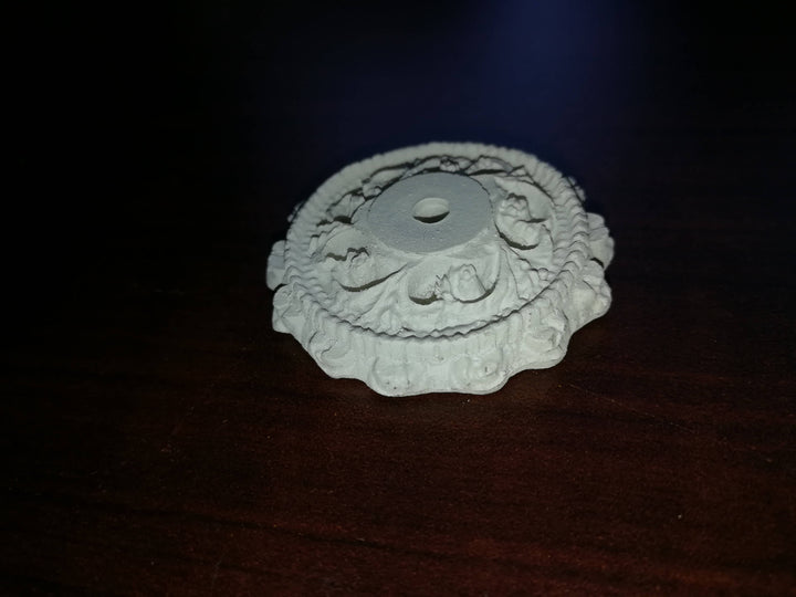 Dollhouse Miniature Ceiling Rose Medallion Small Plaster Resin 1:12 Scale 1 1/2"