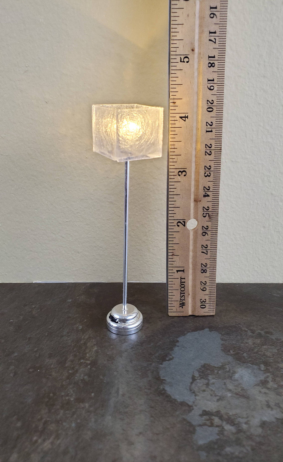 Dollhouse Miniature Battery Light Modern Floor Lamp Silver 1:12 Scale