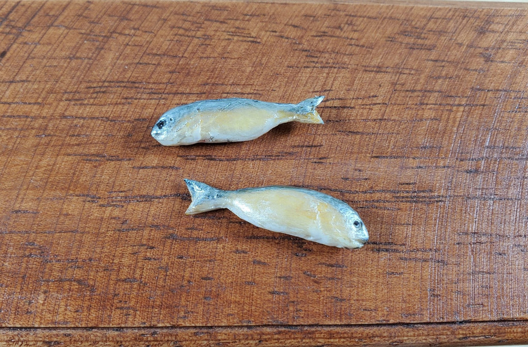 Miniature Fish Set of 2 for Dollhouses Seafood Market Grocery Store 1 1/8" - MiniatureCrush