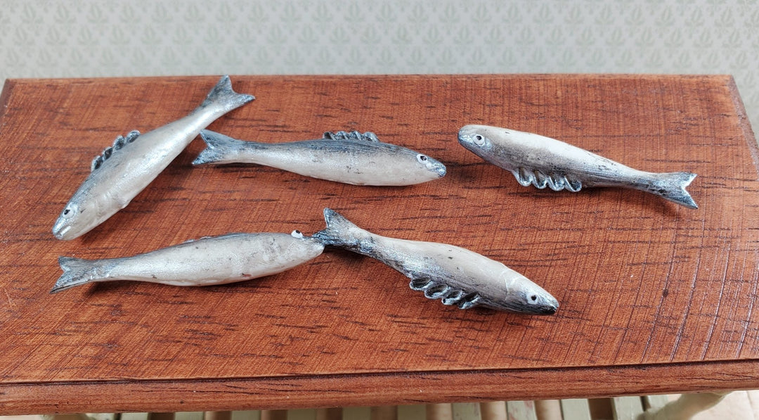 Miniature Long Fish Set of 5 for Dollhouses Seafood Market Grocery Store 1 5/8" - MiniatureCrush