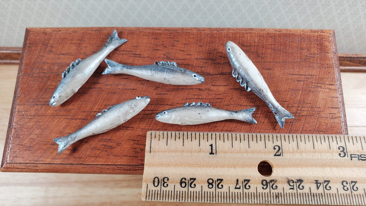 Miniature Long Fish Set of 5 for Dollhouses Seafood Market Grocery Store 1 5/8" - MiniatureCrush
