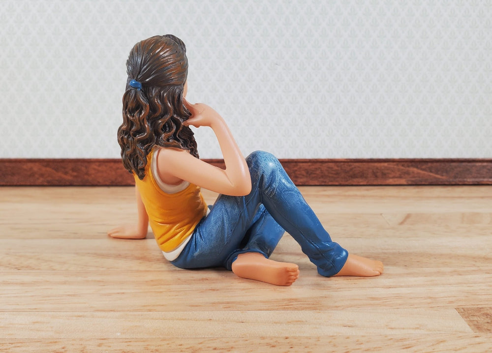 Modern Dollhouse Doll Teenager Teen Girl Daughter Sitting 1:12 Scale "Kelly" - MiniatureCrush