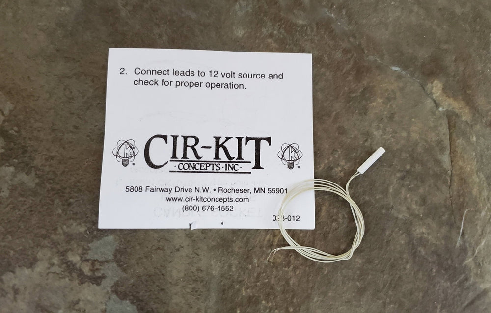 Cir-Kit 7/16" Tall Candle Socket for Bi-Pin Bulbs 1:12 Scale Dollhouse Miniature - Miniature Crush