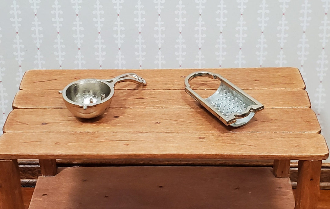 Dollhouse 1:6 Scale Grater & Strainer Playscale Kitchen Accessories Metal Silver - Miniature Crush