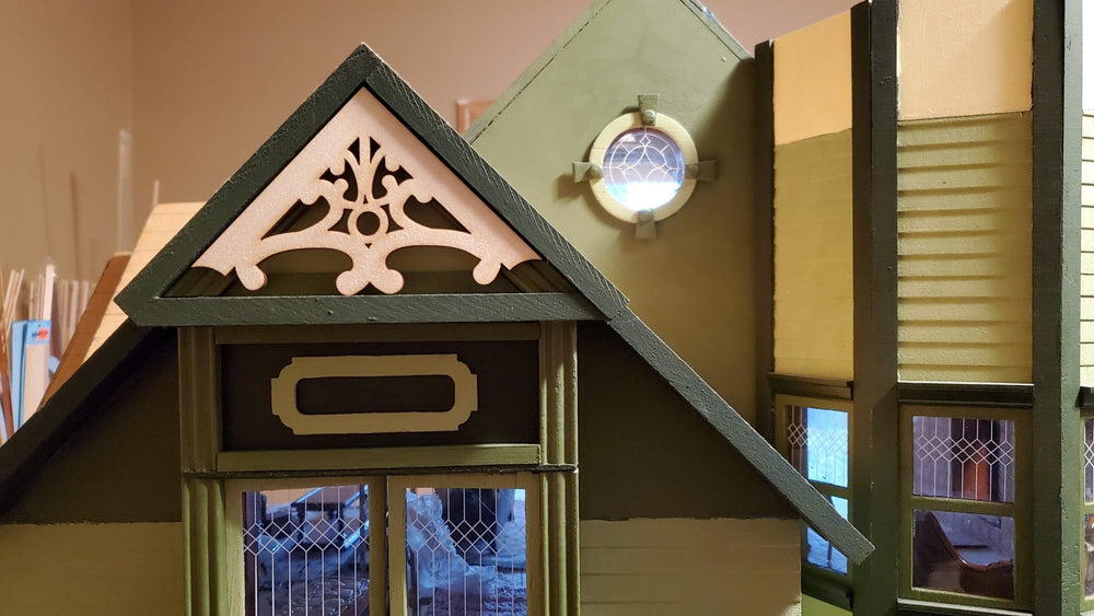 Dollhouse Apex Trim Victorian Style Pediment Large Miniature Wood Decoration MC148 - Miniature Crush