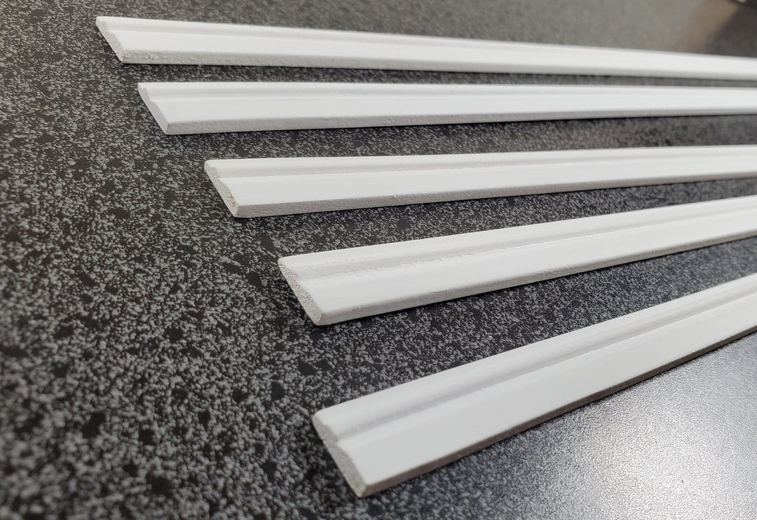 Dollhouse Baseboard 5 Pieces Trim White 12mm x 45cm long 1:12 Scale Skirting - Miniature Crush