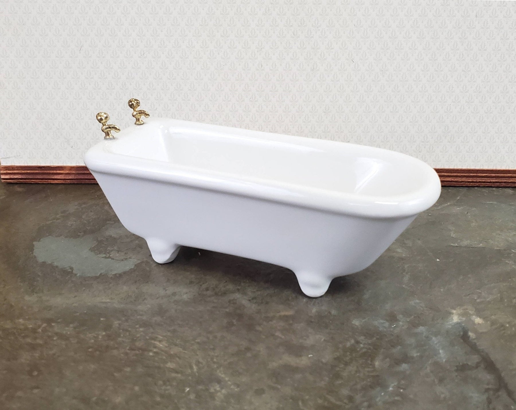 Terracotta Mini Bathtub with Gold Trim