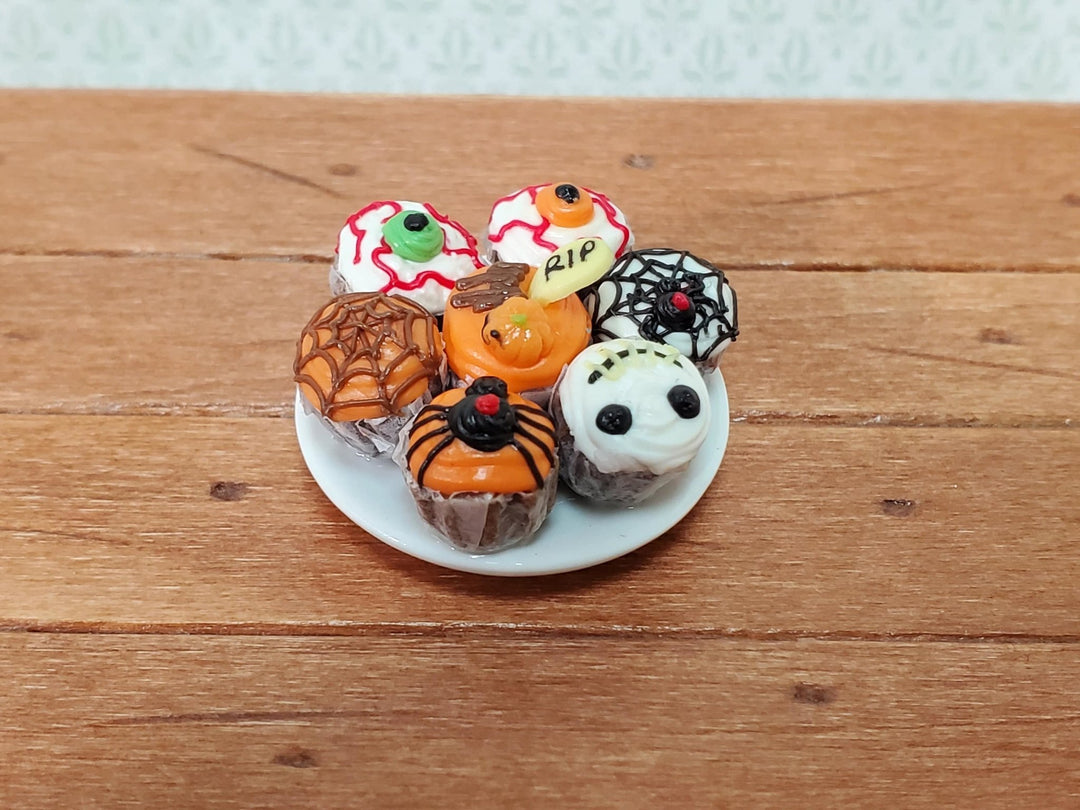 Dollhouse Cupcakes Halloween Theme on Ceramic Plate 1:12 Scale Miniature Food - Miniature Crush