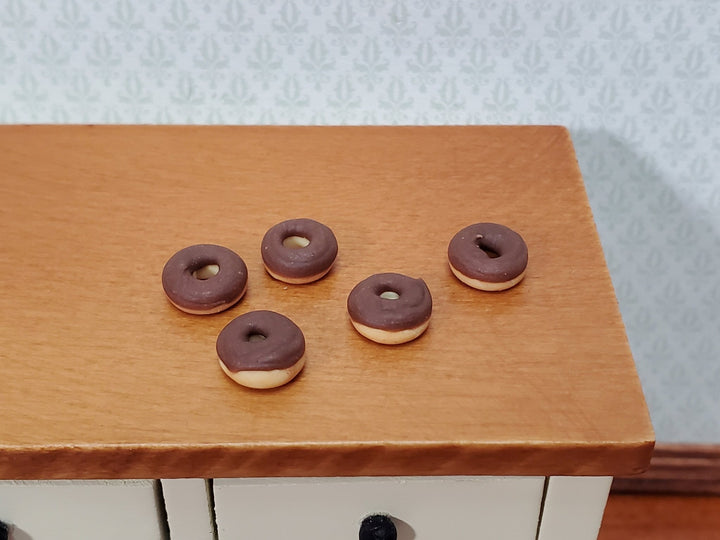 Dollhouse Donuts x5 Chocolate Frosted 1:12 Scale Miniature Food Dessert Bakery - Miniature Crush
