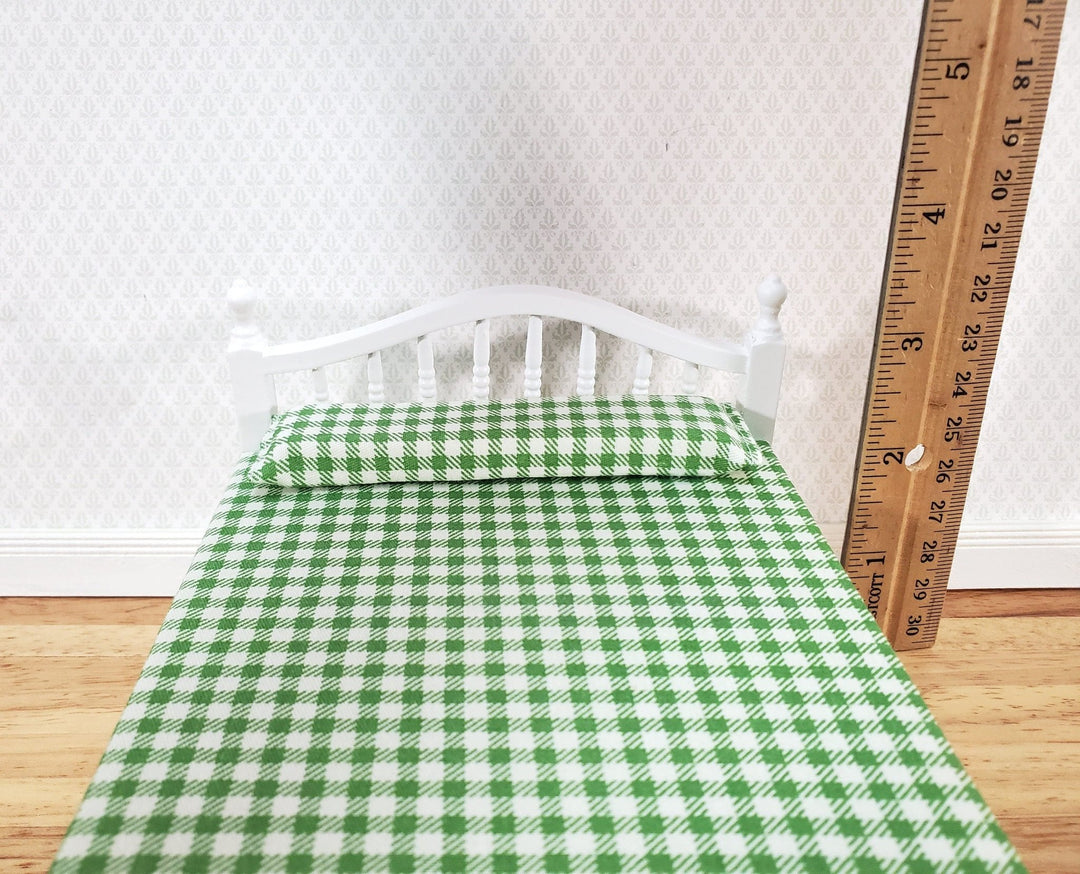 Dollhouse Double Bed Spindles with Mattress White Finish 1:12 Scale Miniature Furniture - Miniature Crush