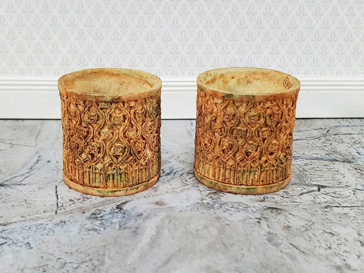 Dollhouse Garden Pots Aged Finish Planters x2 1:12 Scale A4052AG by Falcon Miniatures - Miniature Crush