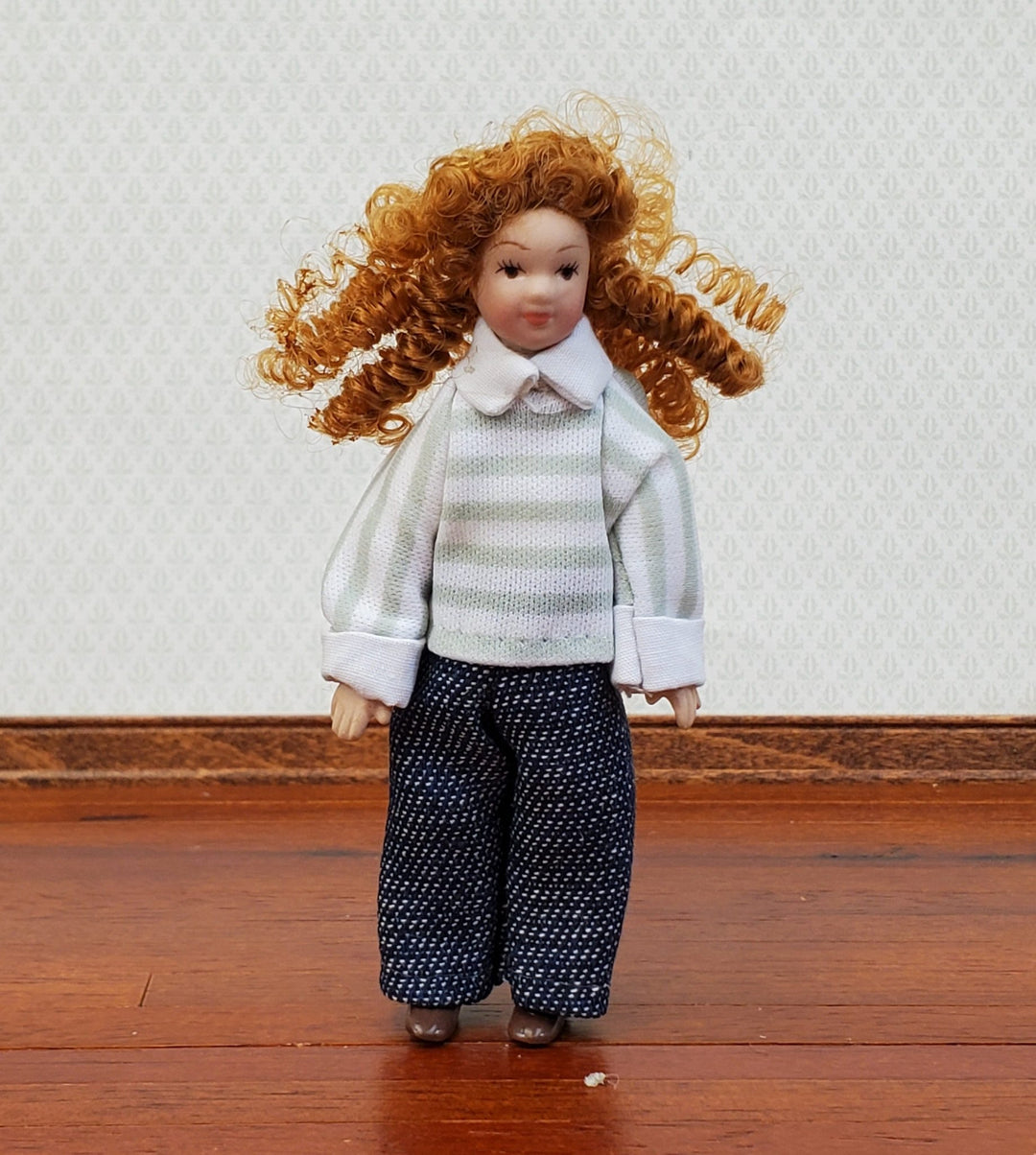 Dollhouse Girl Doll Modern Curly Hair Porcelain Poseable 1:12 Scale Miniature - Miniature Crush