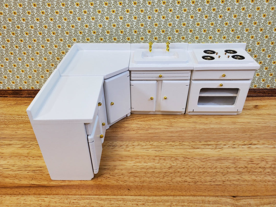 https://miniaturecrush.com/cdn/shop/products/dollhouse-kitchen-set-white-sink-stove-cabinets-112-scale-miniature-furniture-472483.jpg?v=1686414525&width=1080