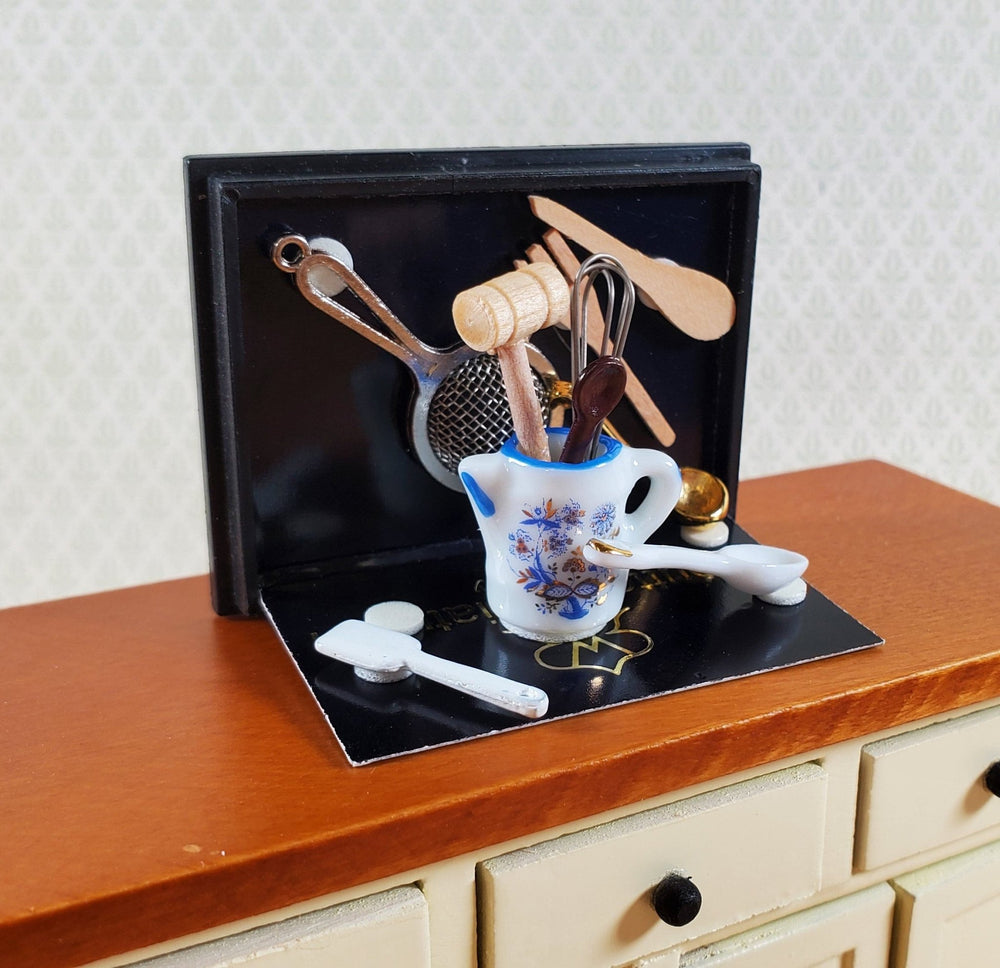Dollhouse Kitchen Utensils Reutter Porcelain Blue Onion 1:12 Scale Miniatures - Miniature Crush