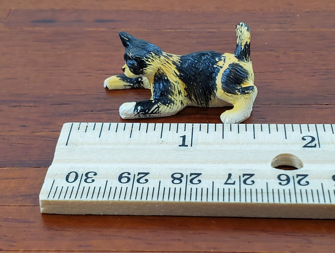 Dollhouse Kitty Cat Calico Orange Black Pouncing Pose 1:12 Scale Miniature Pet - Miniature Crush