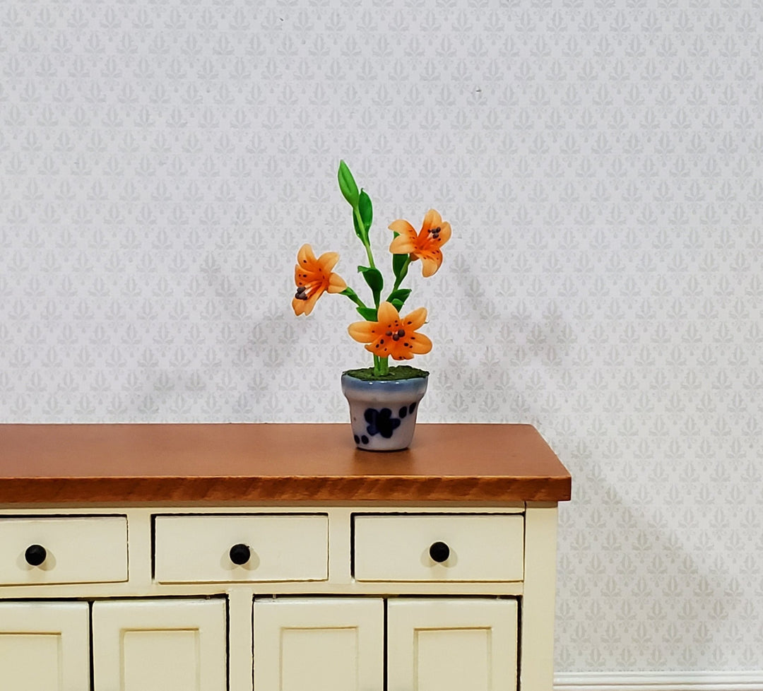 Dollhouse Lily Lilies Flowers Orange in Ceramic Pot 1:12 Scale Miniature Plant - Miniature Crush